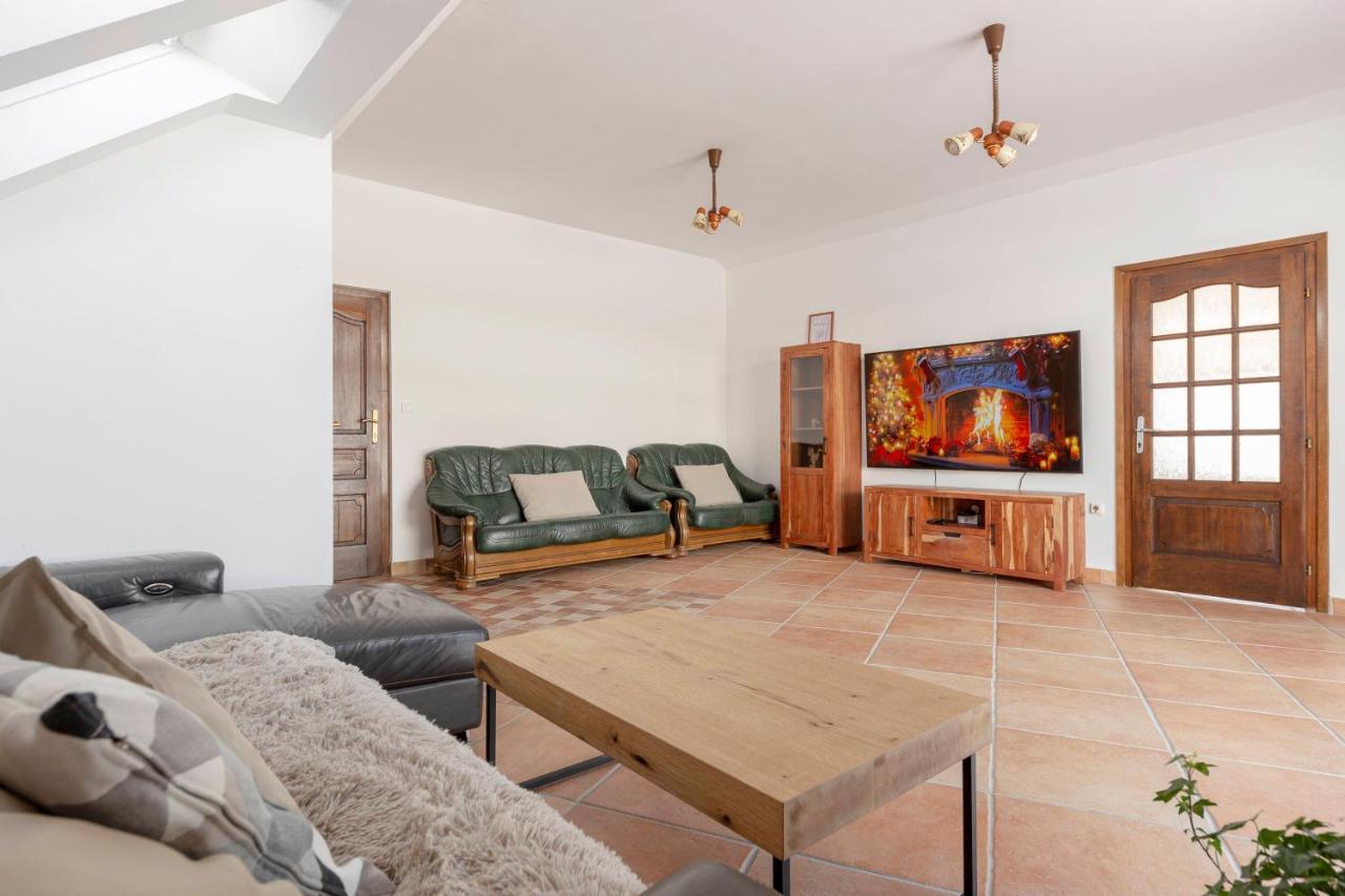 Guest House Struc Slovenj Gradec Ngoại thất bức ảnh